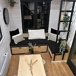 Tiny Cocon En Pleine Nature Jacuzzi, Sauna Prive Luxe tent *