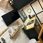 Tiny Cocon En Pleine Nature Jacuzzi, Sauna Privé * Tinlot