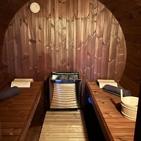 Tente de luxe Tiny Cocon En Pleine Nature Jacuzzi, Sauna Privé Tinlot