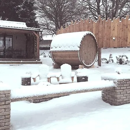 Tiny Cocon En Pleine Nature Jacuzzi, Sauna Prive Tinlot