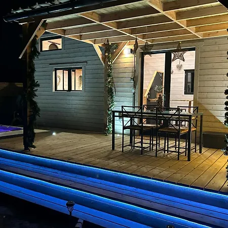 Luxury tent Tiny Cocon En Pleine Nature Jacuzzi, Sauna Prive Tinlot