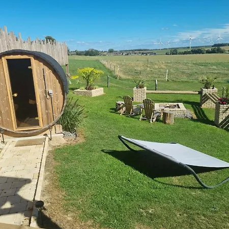 Tente de luxe Tiny Cocon En Pleine Nature Jacuzzi, Sauna Privé Tinlot