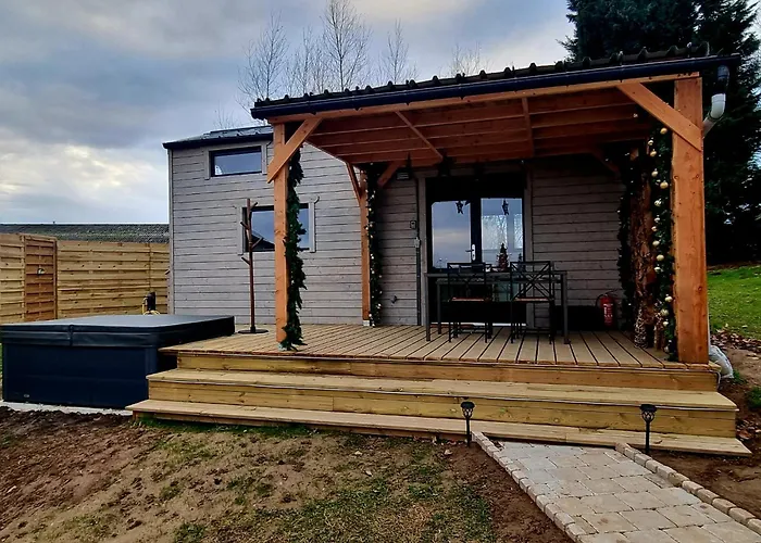 Luxe tent Tiny Cocon En Pleine Nature Jacuzzi, Sauna Prive Tinlot