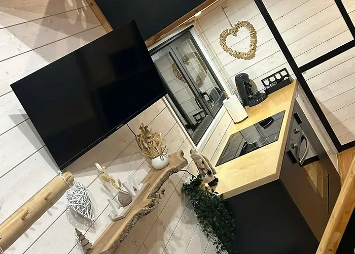 Tiny Cocon En Pleine Nature Jacuzzi, Sauna Prive * Tinlot